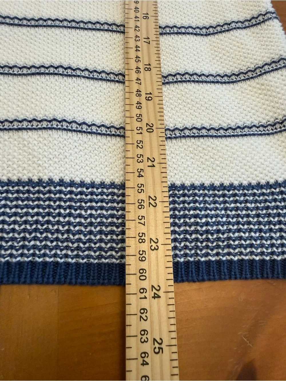 Chico’s Pullover Crew Neck Knit Sweater Medium White Blue Strip Coastal Comfy